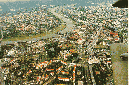 Dresden.GIF (131 kB)